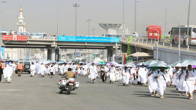 Kemenkes Siapkan Kacamata, Payung dan Masker bagi Jemaah Haji