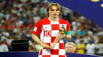 Luca Modric Raih Penghargaan Pemain Terbaik