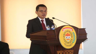 Sesjen MPR RI Ma'ruf Cahyono Raih Gelar Doktor