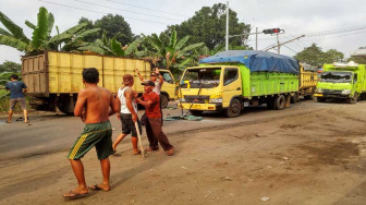 Bentrok Warga dan Sopir Angkutan Batubara