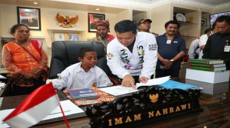 Joni Akhirnya Nonton Pembukaan Asian Games di Stadion GBK
