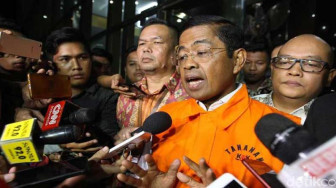 Usai Diperiksa Sebagai Tersangka, Idrus Marham Langsung Ditahan KPK