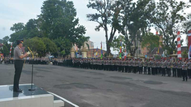 Kapolda Pimpin Upacara HUT Polwan Ke 70