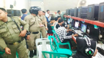 Satpol PP Tanjabbar Lakukan Razia Warnet