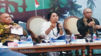 Perlu Skenario Cerdas Mengatasi Rupiah Melemah