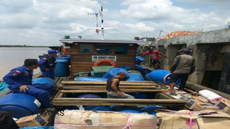 Polairud Polda Jambi Amankan Kapal Bawa Barang Ilegal