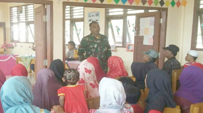 TMMD 103 Beri Wawasan Kebangsaan ke Warga Dusun Sungai Ayam
