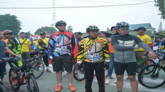 Kapolda Jambi Ikuti Sepeda Santai HUT TNI ke 73