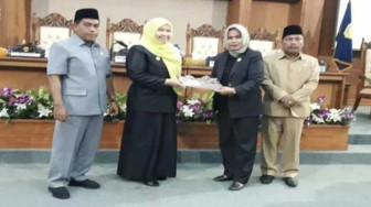 Fraksi DPRD Muarojambi Sampaikan Pandangan Umum Nota Perubahan APBD