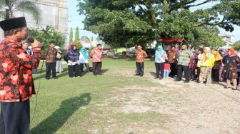 Jangan Biarkan Petani Jadi Miskin