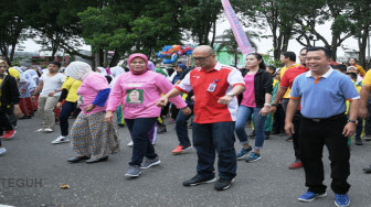 Bupati Merangin Ikut Senam Sehat Sekaligus Sosialisasi OJK