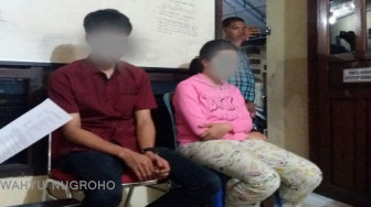 Diduga Berbuat Mesum, Sepasang Pemuda "Cuci Kampung"