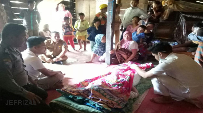 Tak Kuat Mengurus Ibunya Sedang Sakit, Siswi Pesantren Gantung Diri