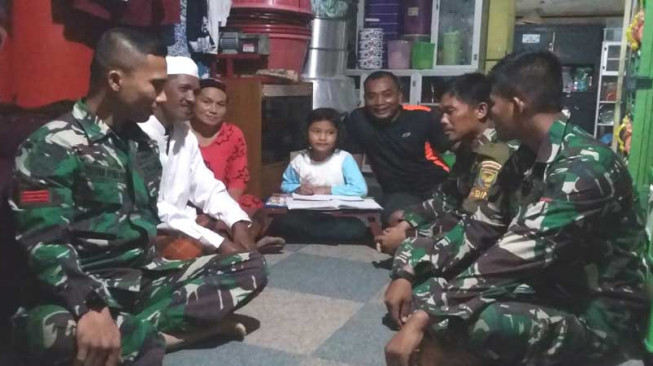 Dikunjungi Tentara, Haji Hasan Senang