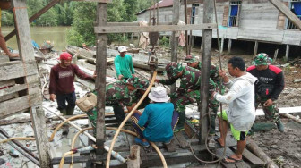 TNI Bangun Jalan Baru dan Sumur Bor, Warga Desa Pangkal Duri Terbantu