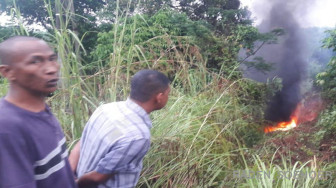 Tewaskan Warga, Truk Batubara Dibakar Massa
