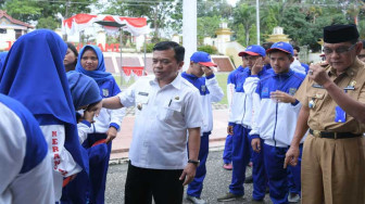 Bupati Merangin Lepas Cabang Futsal dan Drumband