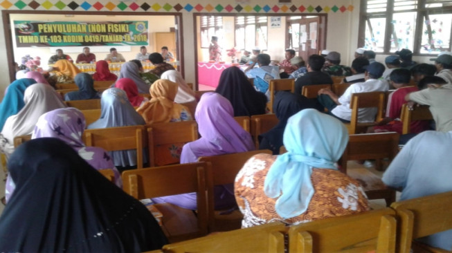 Satgas TMMD Beri Penyuluhan Pentingnya Pendidikan Karakter Anak Usia Dini