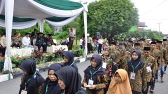 Asisten I Bupati Buka Pawai Ta'ruf MTQ Tingkat Kabupaten ke-50