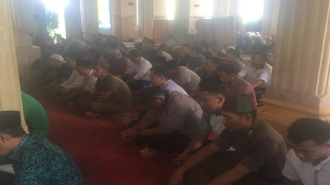 Doakan Zulkifli Nurdin, ASN Tanjabtim Gelar Tahlilan