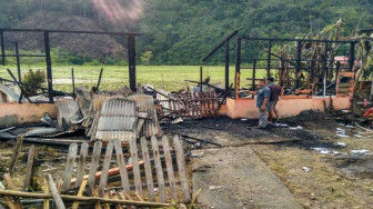 Mantan Kaur Umum, Bakar Kantor Desa Air Liki