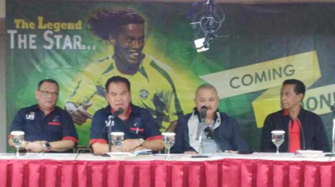 Ronaldinho Bakal Merumput di Indonesia