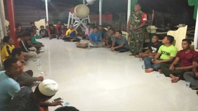 Satgas TMMD 103 Pertemuan dengan Warga Dusun Sungai Ayam