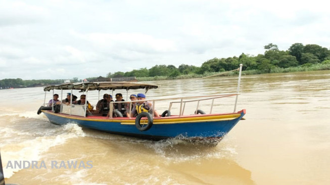Kapolda Jambi Pantau Debit Air Sungai Batanghari