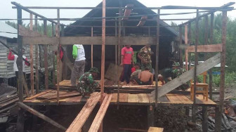 Dapat Bantuan Program TMMD, Warga Senang Rumahnya Dibedah