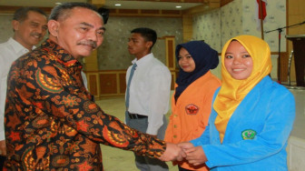 Petrochina Bagikan Beasiswa Untuk Pelajar Tanjung Jabung Barat