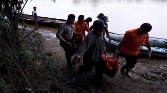 Hendri Akhirnya Ditemukan Tewas Mengambang Dipinggir Sungai