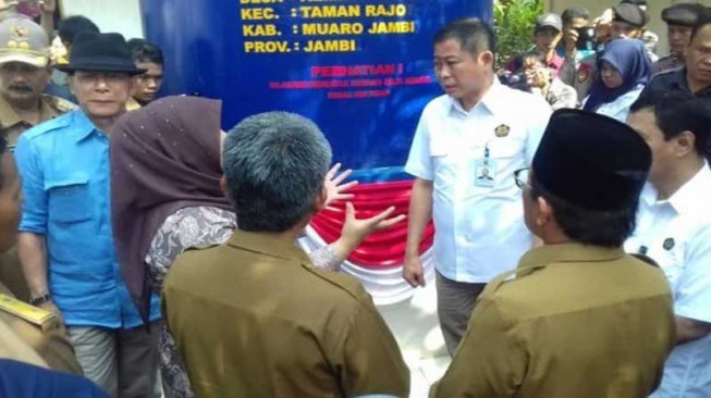 Menteri ESDM Resmikan Sumur Bor di Kemingking