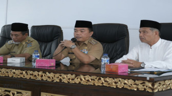AL Haris  : Pegawai Harus Bayar Zakat Profesi