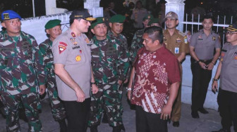Wakapolda Jambi, Kasrem 042/Gapu dan Forkompinda Tinjau Perayaan Malam Natal