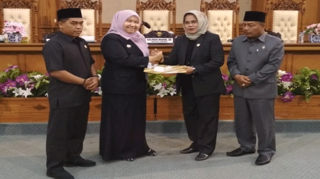 Bupati dan Sekda Muaro Jambi Hadiri Pengesahan Rancangan KUA PPAS APBD-P 2018