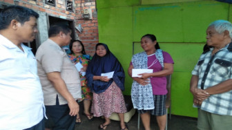 HBA Serahkan Bantuan Korban Kebakaran