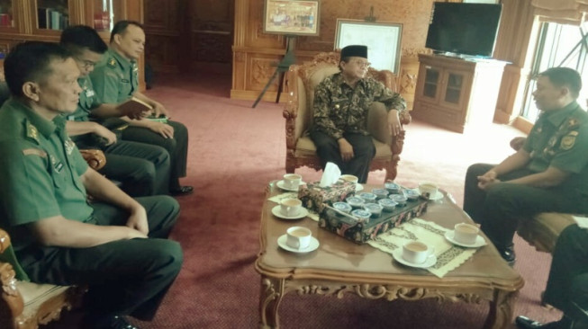 Silaturahmi ke Kantor Gubernur, Danrem: Untuk Kemajuan Jambi