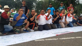 YLKI Gelar Aksi Petisi Seribu Tandatangan