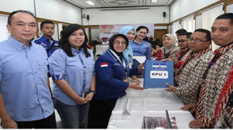 Partai Demokrat Serahkan LPDSK ke KPU