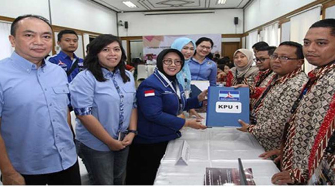 Partai Demokrat Serahkan LPDSK ke KPU