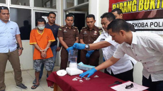 Sabu Milik Mega dan Zainudin Diblender
