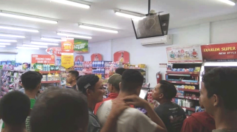Alfamart Pasar Muaratembesi Dirampok, Karyawan Disandera