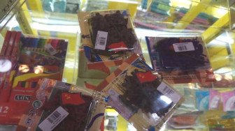Ada Logo Palu Arit di Mall WTC Jambi
