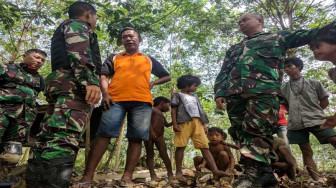 Ekspedisi Garuda Putih Menelusuri Kawasan Suku Anak Dalam