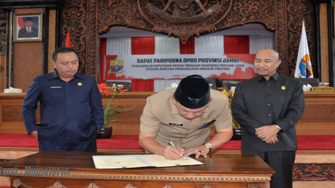 Sekda : Ranperda Industri Harus Memberi Manfaat Bagi Masyarakat