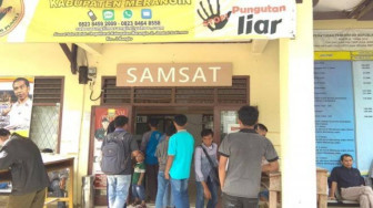 Bayar Pajak Motor, Samsat Merangin Pungut Uang Pendaftaran