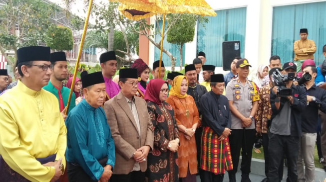 Fachrori Berkomitmen Melanjutkan Program Jambi Tuntas 2021