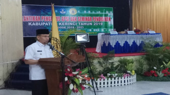 Adirozal Hadiri Pelantikan 11 Pengurus APSI Kerinci