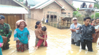 Korban Banjir Lubuk Napal Butuh Air Bersih