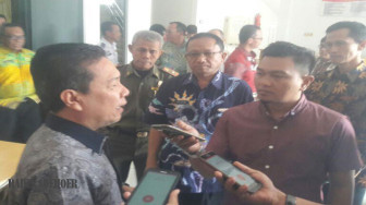 Truk Batubara Tetap Saja Melintas Siang Bolong